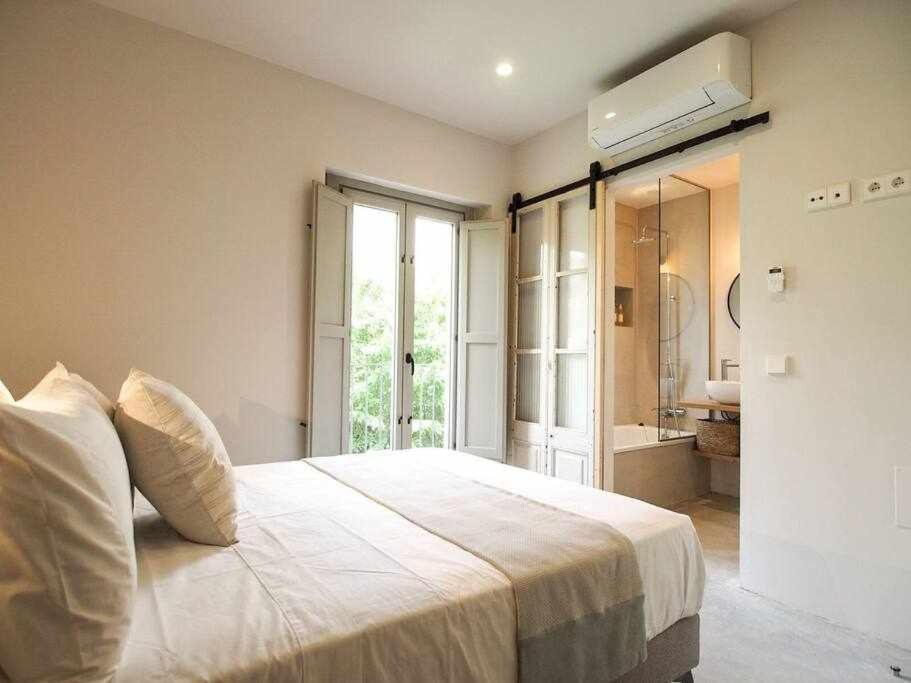 Velo Vern 3 Luxury Penthouse W Views Of City Wall Girona Luaran gambar