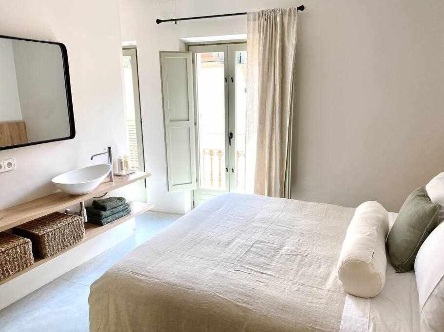 Velo Vern 3 Luxury Penthouse W Views Of City Wall Girona Luaran gambar