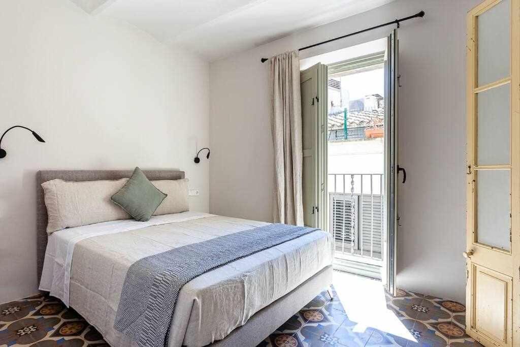 Velo Vern 3 Luxury Penthouse W Views Of City Wall Girona Luaran gambar