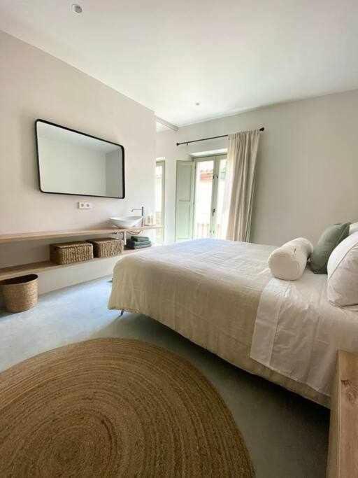 Velo Vern 3 Luxury Penthouse W Views Of City Wall Girona Luaran gambar