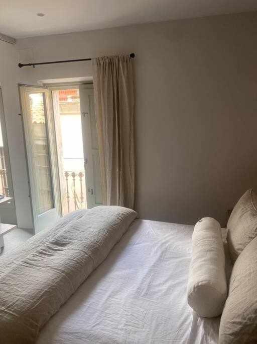 Velo Vern 3 Luxury Penthouse W Views Of City Wall Girona Luaran gambar